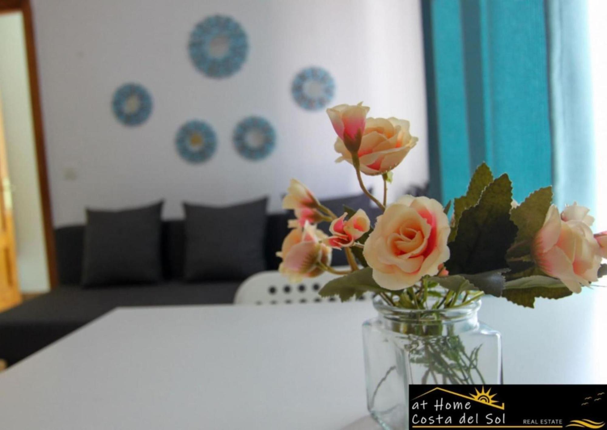 Apartamento En El Centro De Nerja By At Home Costa Del Sol Zewnętrze zdjęcie
