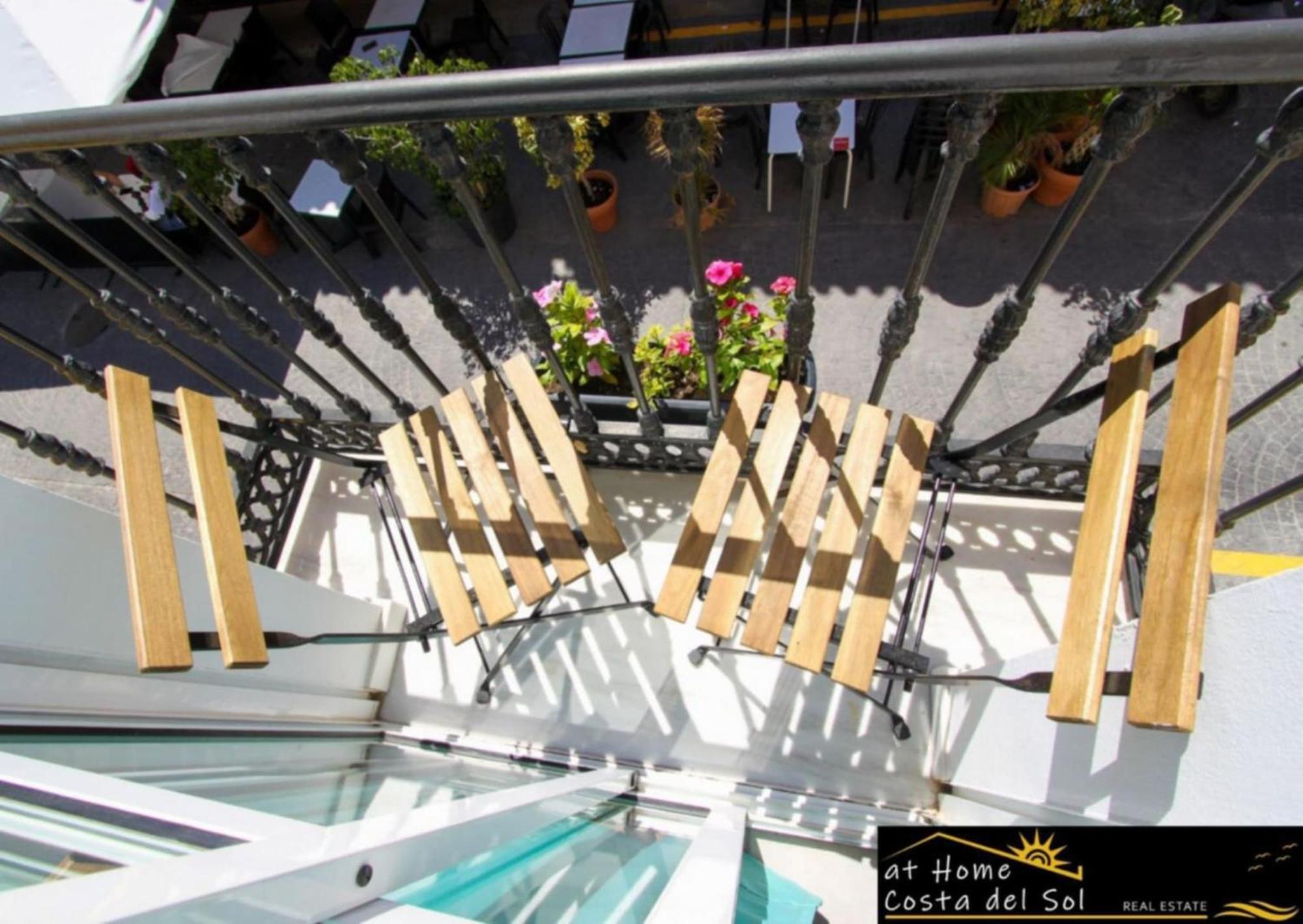 Apartamento En El Centro De Nerja By At Home Costa Del Sol Zewnętrze zdjęcie